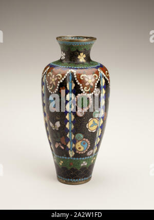 Vaso, cloissoné smalto, 6 x 2-3/4 (diam.)., Arte Asiatica Foto Stock