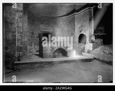 I lavori di riparazione nella chiesa del Santo Sepolcro. Cappella. Crusader altare. Foto Stock