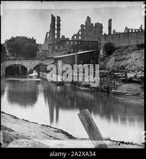 Richmond, Virginia vista sul fiume James e Kanawha canale vicino al Haxall mulini per farina; resti di mulini Gallego oltre Foto Stock