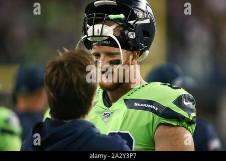 Seattle, WA, Stati Uniti d'America. 3° Ott, 2019. Seattle Seahawks stretta estremità verrà Dissly (88) durante un gioco tra il Los Angeles Rams e Seattle Seahawks al campo CenturyLink a Seattle, WA. Il Seahawks ha vinto 30-29. Sean marrone/CSM/Alamy Live News Foto Stock