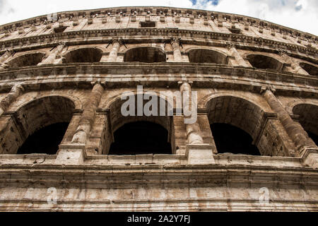 Il Colosseo, la grande bellezza di Roma Foto Stock