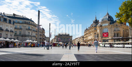 MONTPELLIER, Francia - 19 settembre 2019: la vista su Place de la Comedie square a Montpellier, Francia, la piazza principale della città con la Comed Foto Stock