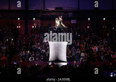 Hannover, Deutschland. 02oct, 2019. David Hasselhoff live in apertura della sua libertà!!! Il viaggio continua Tour 2019 presso lo Swiss Life Hall. Hannover, 02.10.2019 | Utilizzo di credito in tutto il mondo: dpa/Alamy Live News Foto Stock