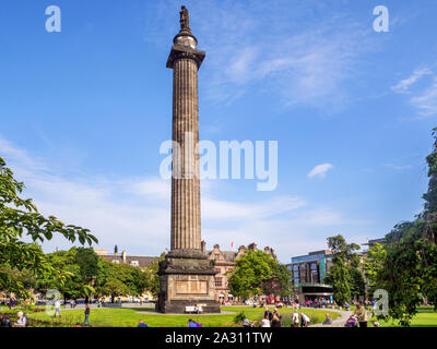 La colonna scanalata del Melville monumento in St Andrews Square Edimburgo in Scozia Foto Stock