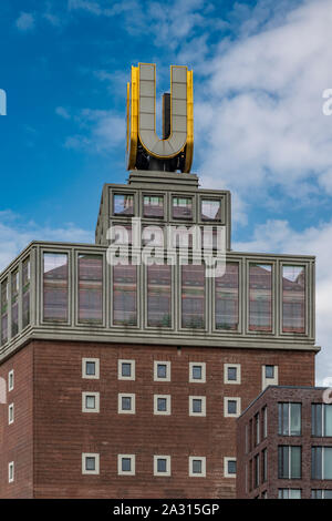 L'U-torre o Dortmunder U è un ex fabbrica di birra edificio nella città di Dortmund, Germania. Ora una galleria d'arte, ha aperto nel 2010. Foto Stock