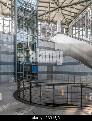 Westentor U-Bahn stazione della metropolitana di Dortmund in Germania Foto Stock