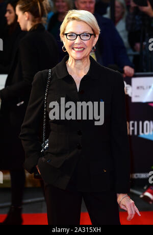 Annette Bening durante la speranza Gap UK Premiere al Luxe Odeon Leicester Square, Londra. PA Le immagini foto. Picture Data: Venerdì 4 ottobre 2019. Vedere PA storia SHOWBIZ speranza. Foto di credito dovrebbe leggere: Ian West/PA FILO Foto Stock