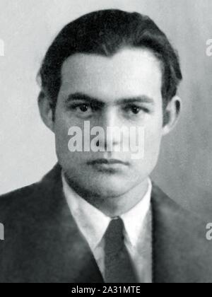 Ernest Hemingway 1923 Foto tessera. Foto Stock