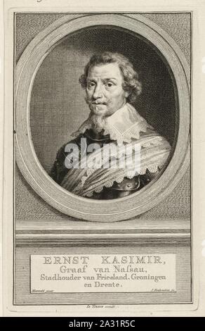 Ernst Kasimir, Graaf van Nassau Portret van Ernst Casimir in een harnas, in een ovaal. Het portret ruggine op een plint waarop zijn naam en gegevens in vier regels in het nederlands. Foto Stock