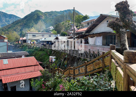 Villaggio di Tefuye nelle montagne Alishan, Chiayi, Taiwan, Asia Foto Stock