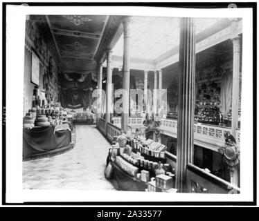 La mostra dei prodotti alimentari nel Padiglione del Messico, Esposizione di Parigi, 1889 Foto Stock