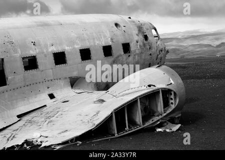 Crash aereo rimane sulla spiaggia di US Navy vicino a VIK, Islanda Foto Stock