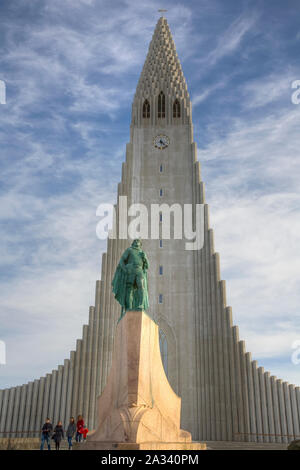 Chiesa Hallgrimskirkja a Reykjavik, Islanda Foto Stock