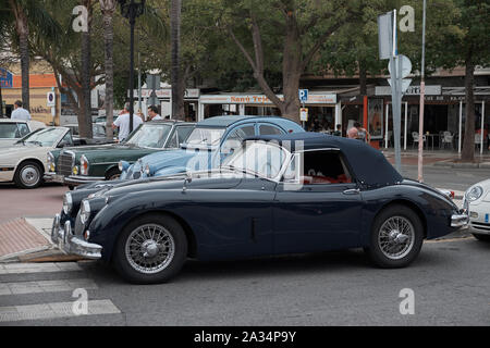 Jaguar XK150. Classic Car Meeting in Torremolinos Málaga, Spagna. Foto Stock