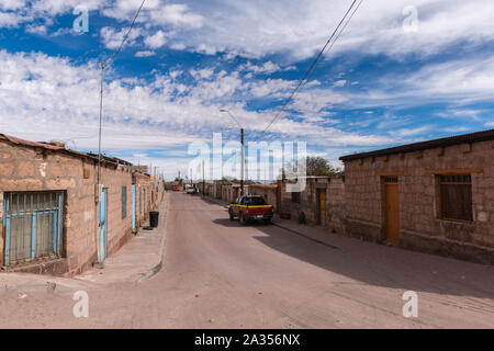 Città di Toconao, una piccola città nel deserto, Región de Antofagasta, San Pedro de Atacama deserto di Atacama, Cile, America Latina Foto Stock