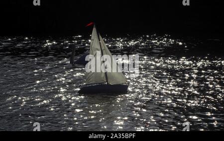 Modello Yachting sulla nave di Exeter Canal. Devon, Regno Unito. Foto Stock