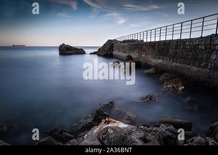 Angolo della Costiera Amalfitana. Ripresa fotografica prese a Vietri sul mare - Italia Foto Stock