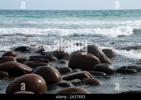 Kangaroo Island in Australia, massi arrotondati da acqua sul litorale di Baia di Stokes Foto Stock