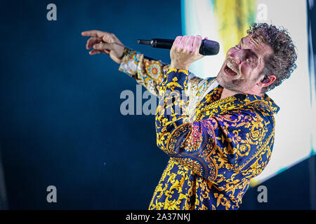 Murcia, Spagna. 4 Ottobre 2019. Il cantante spagnolo David Bisbal, durante la sua esibizione al Tour2019 Concert. © ABEL F. ROS/ALAMY Foto Stock