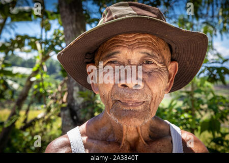 Ritratto di un contadino indonesiano, Java, Indonesia Foto Stock