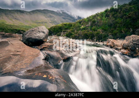 La Fata piscine al Glen fragili sull'Isola di Skye in Scozia, Regno Unito Foto Stock