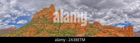 Vista di Sedona dal Snoopy Rock, Crimson Cliffs, Sedona, in Arizona, Stati Uniti Foto Stock