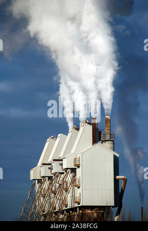 Fumo di ciminiere, Regno Unito Foto Stock