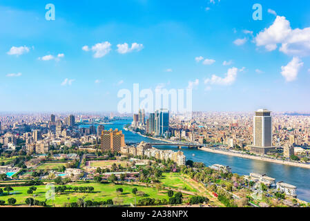 Vista su Il Cairo moderna Foto Stock