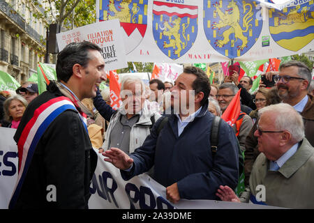 Jean-Frédéric Poisson, Presidente francese di Partito Democratico Cristiano assiste Anti-Medically procreazione assistita (PMA) manifestazione a Parigi, in Francia Foto Stock