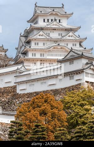 Il castello di Himeji, Himeji-jo, Shirasagijo o airone bianco, il castello di Himeji, Prefettura di Hyogo, Giappone Foto Stock