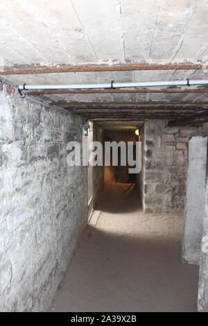 Juno Beach, Normandia 09/10/2017. Il D-Day, bunker, Tedesco Atlantic Wall difese oltre alla ricerca Juno Beach, zona di sbarco dei Canadesi. Foto Stock