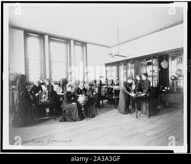 Classe di Scienze in Georgetown Visitazione scuola preparatoria, Washington D.C. Foto Stock