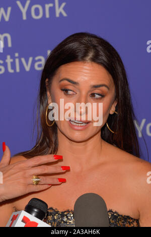 New York, Stati Uniti. 05 ott 2019. Penelope Cruz assiste la 57th New York Film Festival 'Wasp Rete' arrivi a Alice Tully Hall, Lincoln Center di New York City. Credito: SOPA Immagini limitata/Alamy Live News Foto Stock