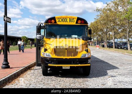 Giallo Scuola Bus in Jersey City, Stati Uniti d'America Foto Stock