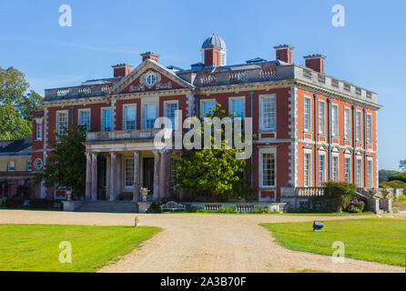 20 settembre 2019 Stanstead casa maestosa casa e terreni nella South Downs National Park in West Sussex England Foto Stock