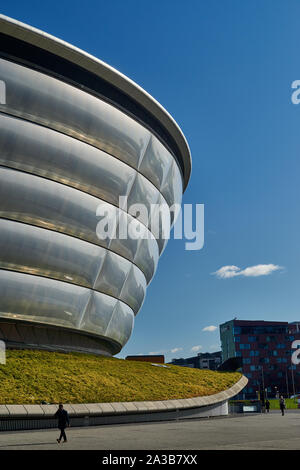 Dettagli della facciata del SSE idro, un multi-purpose indoor arena si trova all'interno dell'evento scozzese Campus a Glasgow, Scozia Foto Stock