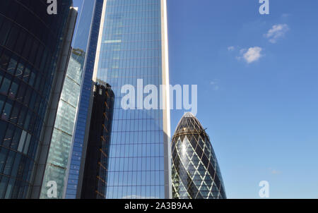 Londra/UK - Agosto 23, 2019 - Vista dei famosi punti di riferimento di Londra dal giardino a 120 - Fenchurch Street Foto Stock