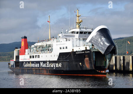 Un Calendonian MacBrayne traghetto sul percorso di Islay a Kennacraig su Mull of Kintyre, Scozia Foto Stock