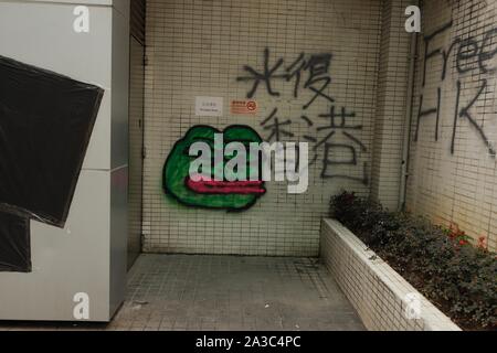 Ottobre 7, 2019, Hong Kong, Cina: Immagine di un pepe la rana sono diventate simbolo di resistenza tra pro-democrazia manifestanti a Hong Kong in quanto la massiccia disobbedienza civile scoppiata a metà giugno di quest'anno.OTT-7,2019 Hong Kong.ZUMA/Liau Chung-ren (credito Immagine: © Liau Chung-ren/ZUMA filo) Foto Stock