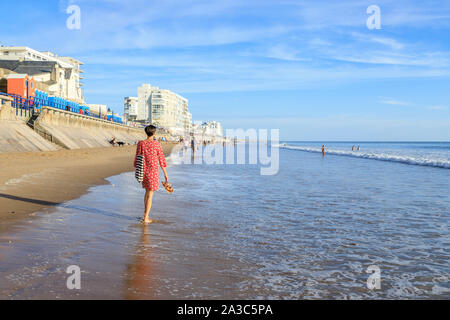 Francia, Vendee, Saint Gilles Croix de Vie, il lungomare e la Grande Plage // Francia, Vendée (85), Saint-Gilles-Croix-de-Vie, Front de Mer et la Grande Foto Stock