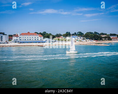 Il Dorset città costiera di barene, vicino a Poole e Bournemouth. Nota per avere il più costoso immobiliare nel Regno Unito. Foto Stock