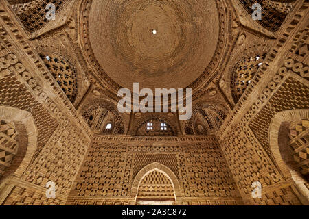 Shor interna del mausoleo di Ismail Samani, Ismoil Somoniy maqbarasi, Bukhara, Uzbekistan in Asia centrale Foto Stock