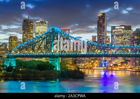 Il Ponte Story a Brisbane, Queensland, Australia, è un acciaio ponte a sbalzo sul Fiume Brisbane. Foto Stock