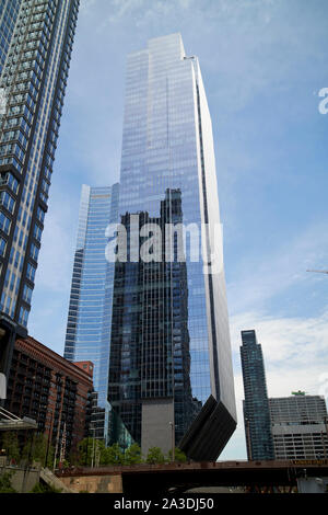 Base angolare di 150 north Riverside Plaza Chicago Illinois stati uniti d'America Foto Stock