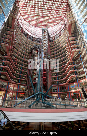 Atrio Interno del James r. thompson center di chicago, illinois, Stati Uniti d'America Foto Stock