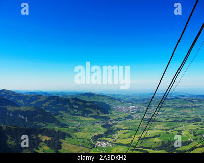 Weisicht von der a monte Bergstation auf den Hohen Kasten im Alpstein, Appenzell AI Foto Stock