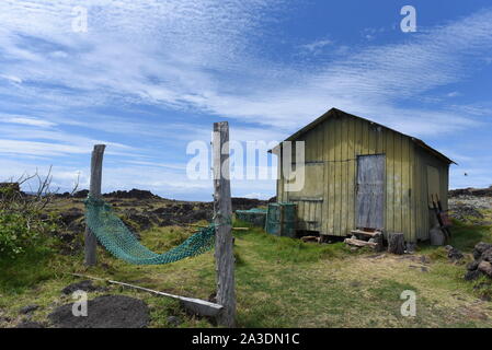 Isola di Pasqua, Cile. Il 22 settembre, 2019. Una casa visto nel piccolo villaggio di La Perouse, che ha circa dieci abitanti.Isola di Pasqua, nota anche come Rapa Nui, è un'isola nell'Oceano Pacifico appartenente al Cile. L'isola è famosa per la sua moais ed è un sito Patrimonio Mondiale dell'UNESCO con gran parte del suo territorio all'interno del Parco Nazionale di Rapa Nui. La sua popolazione è di circa 6 mila abitanti. Credito: Jorge Sanz SOPA/images/ZUMA filo/Alamy Live News Foto Stock