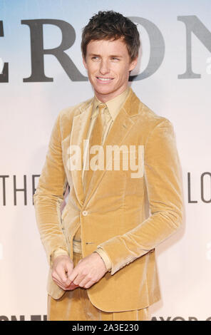 Londra, Regno Unito. 07 ott 2019. Attore britannico Eddie Redmayne assiste la premiere del Aeronaut presso la 63BFI London Film Festival il 7 ottobre 2019. Foto di Rune Hellestad/UPI Credito: UPI/Alamy Live News Foto Stock