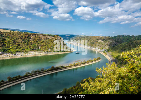 La vista sul fiume Reno dalla famosa lorely hotspot in Germania Foto Stock