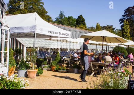 20 settembre 2019 la tettoia di ingresso alla sala da tè Pavillion a Stanstead casa maestosa casa e terreni nella South Downs National Park in West su Foto Stock